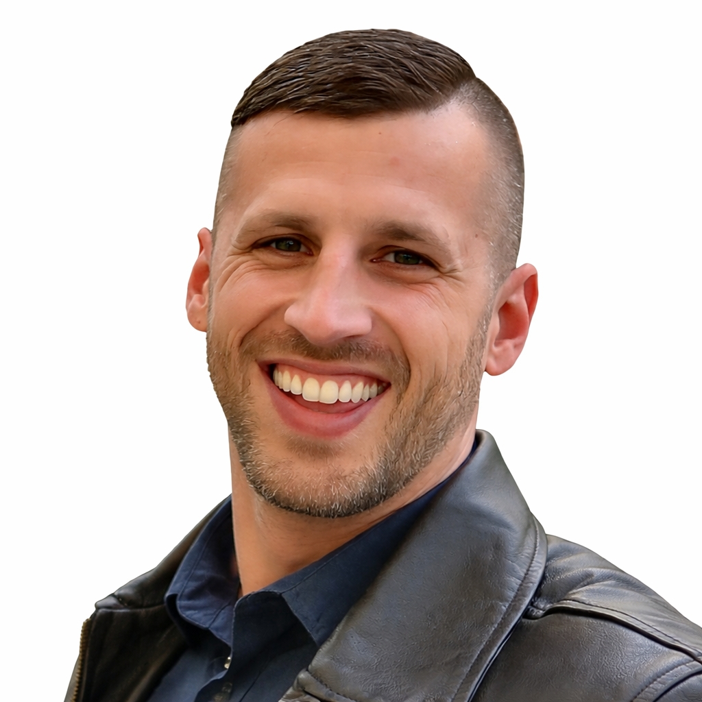 James – Brno Essentials